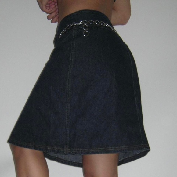 Dark wash denim midi skirt - Picture 2 of 4